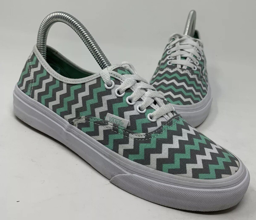 $70 Vans Off the Wall Chevron Green & Grey Shoes Men 6.5 Women 8 Sneakers
