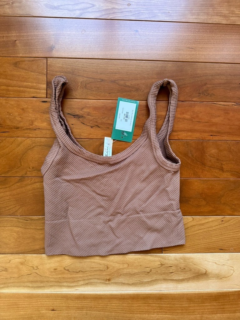 Mahina Brown Chevron Ribbed Crop Top Sleeveless Scoop Neck Tank OS NS7801
