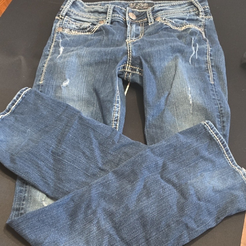 Silver Jeans Women’s Distressed Blue Jeans 28 Waist Suki