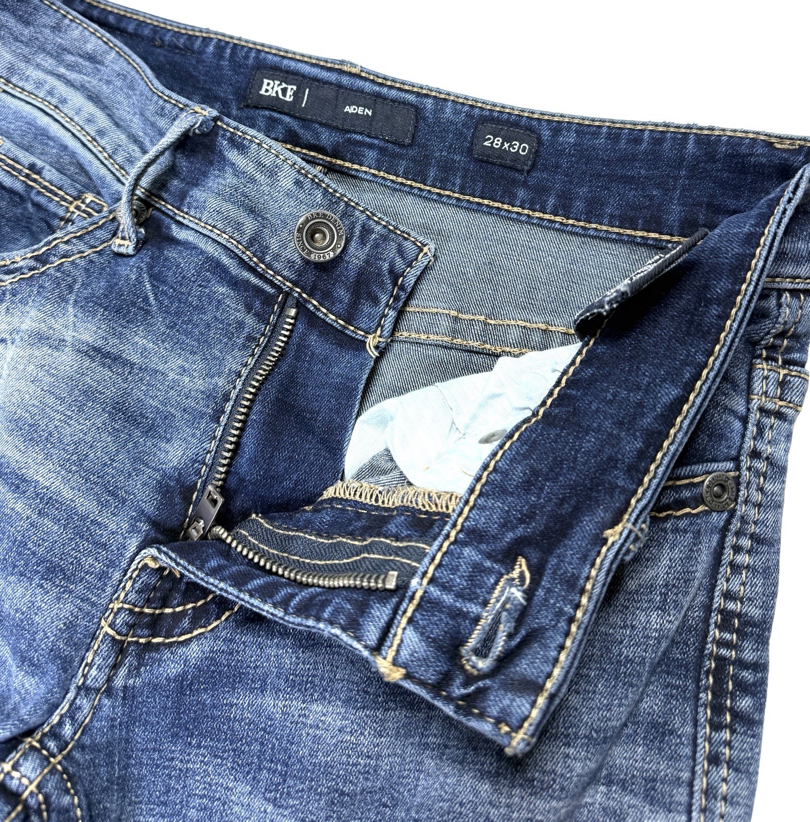 BKE Buckle Aiden Boot Jeans 28×30 Measure 28×29 Mann3