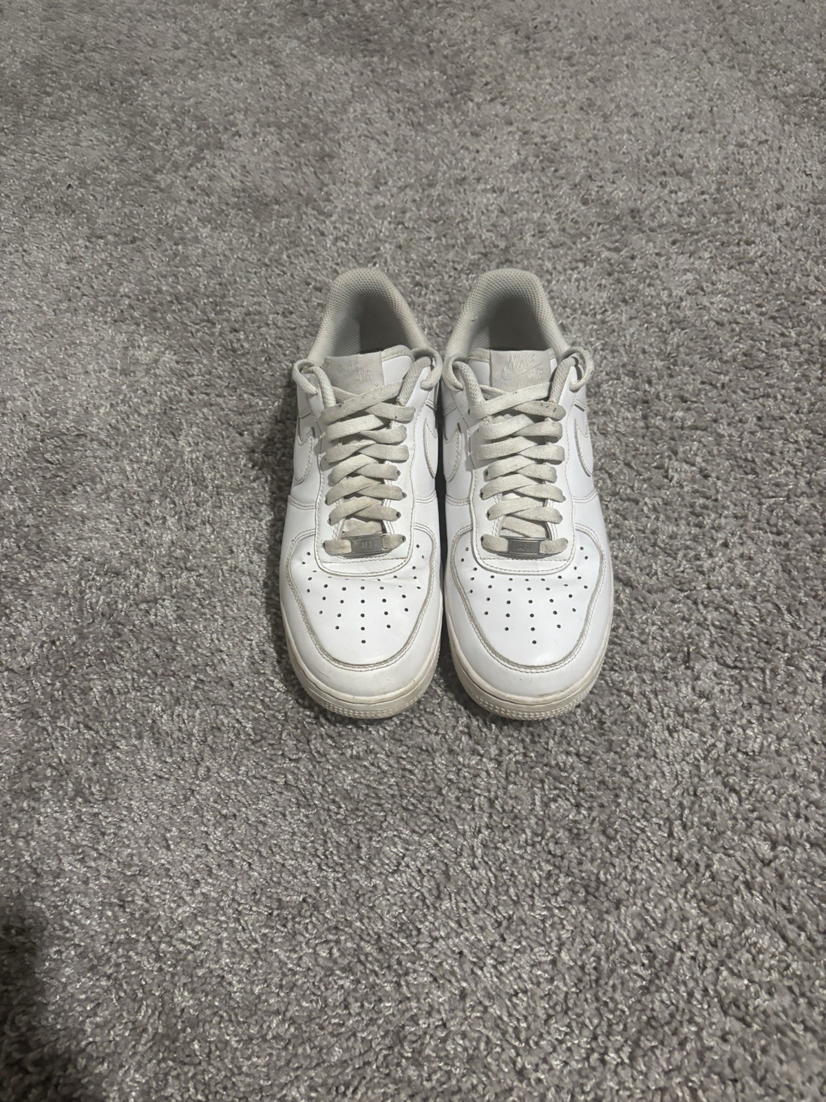 Nike Air Force 1 White Men’s Size 8 Sneakers Does Not Includes Box