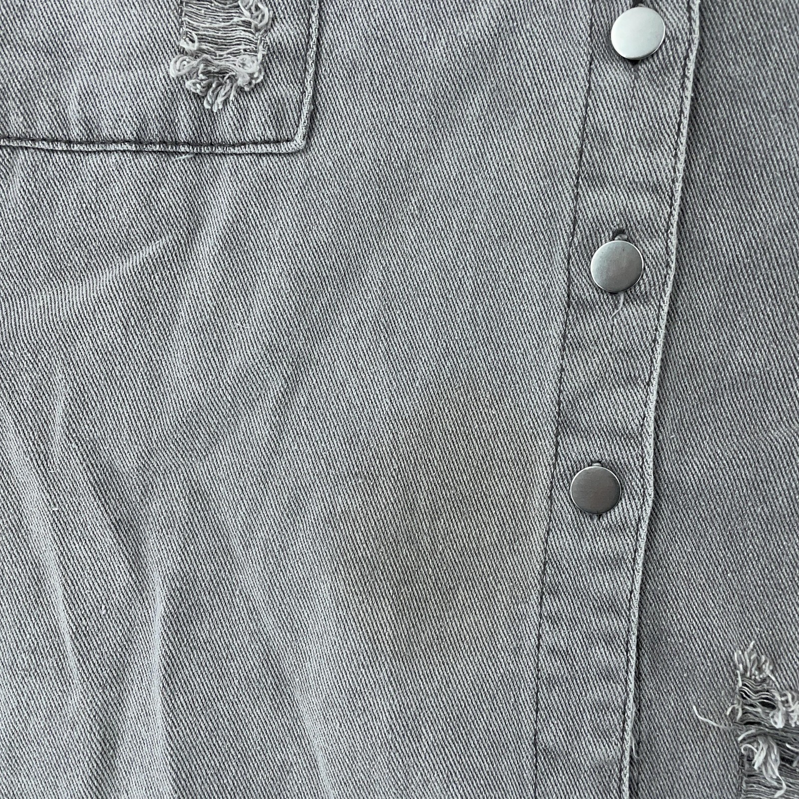 POL Shacket Womens Large Gray Denim Distressed Collared Snap Button Frayed Hem