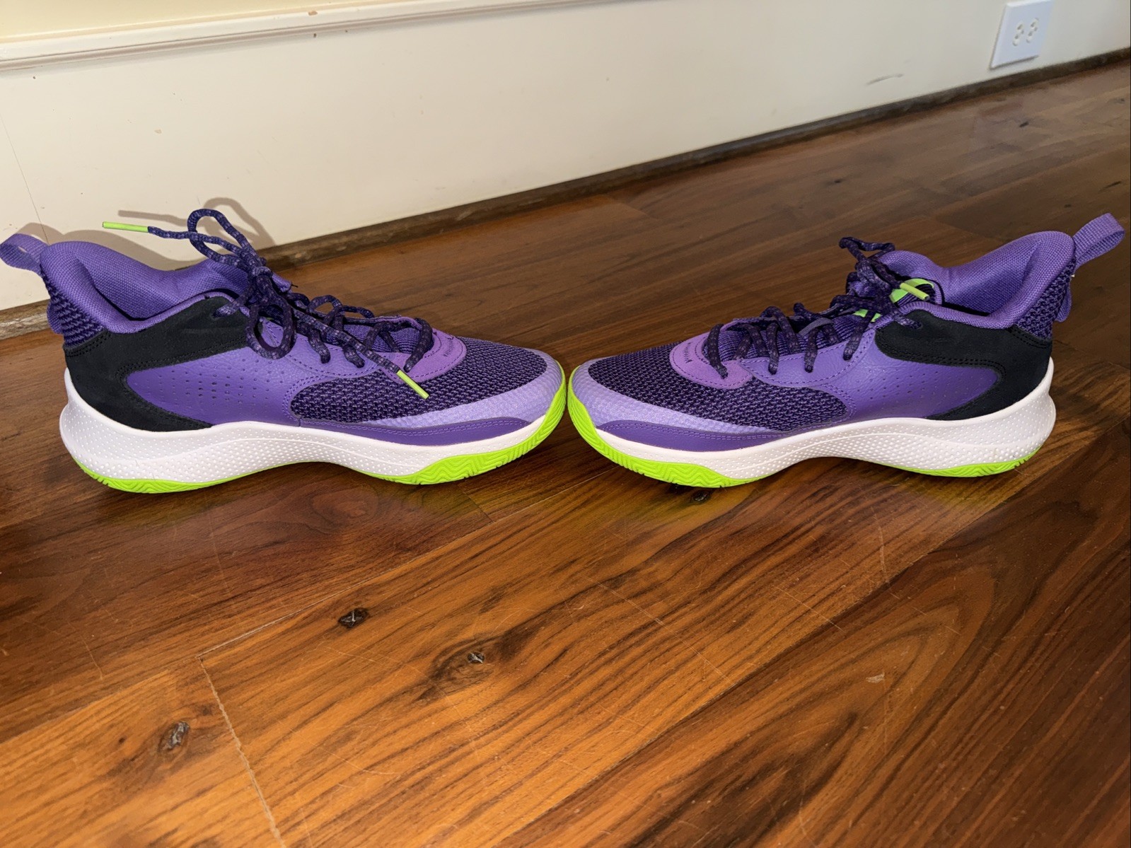 Under Armour Curry 3Z 24 SDE Size 8.5 Men/10 Women Purple Basketball Shoes
