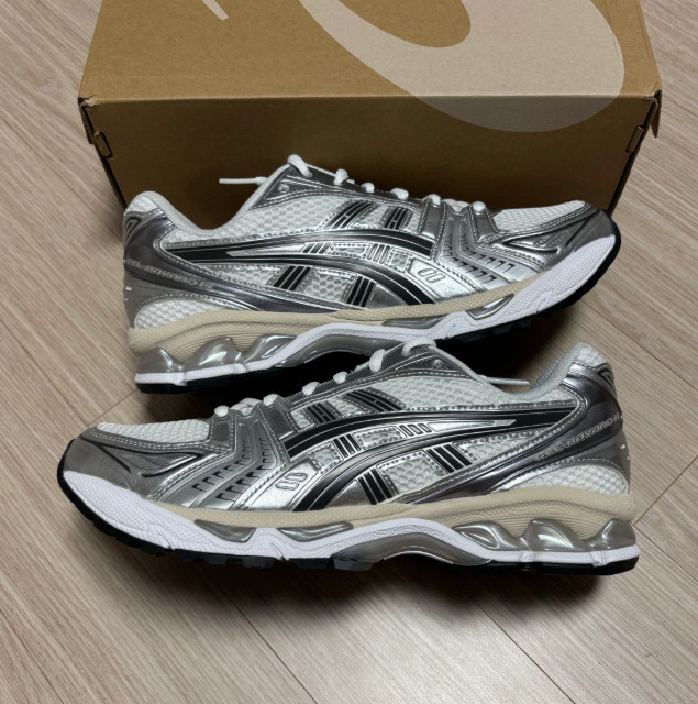 Asics Gel-Kayano 14 Men Shoes White Graphite Grey 1203A537-110