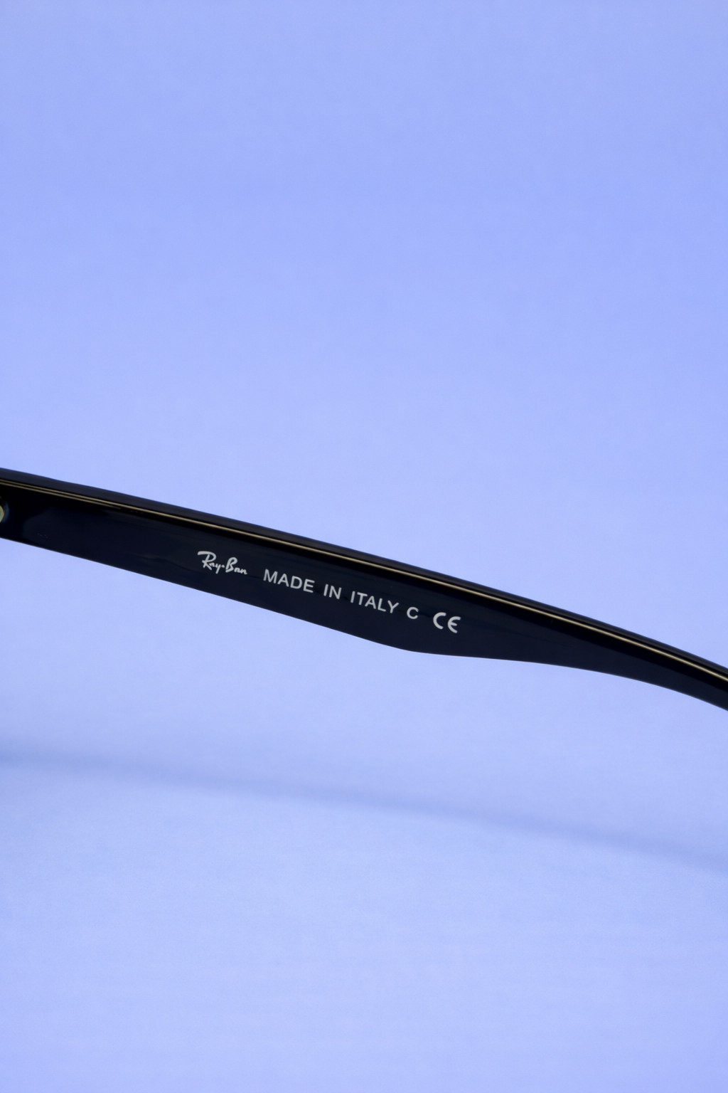 Ray-Ban RB4420 Sunglasses Unisex Black Gray UV Protection Classic Italy Style