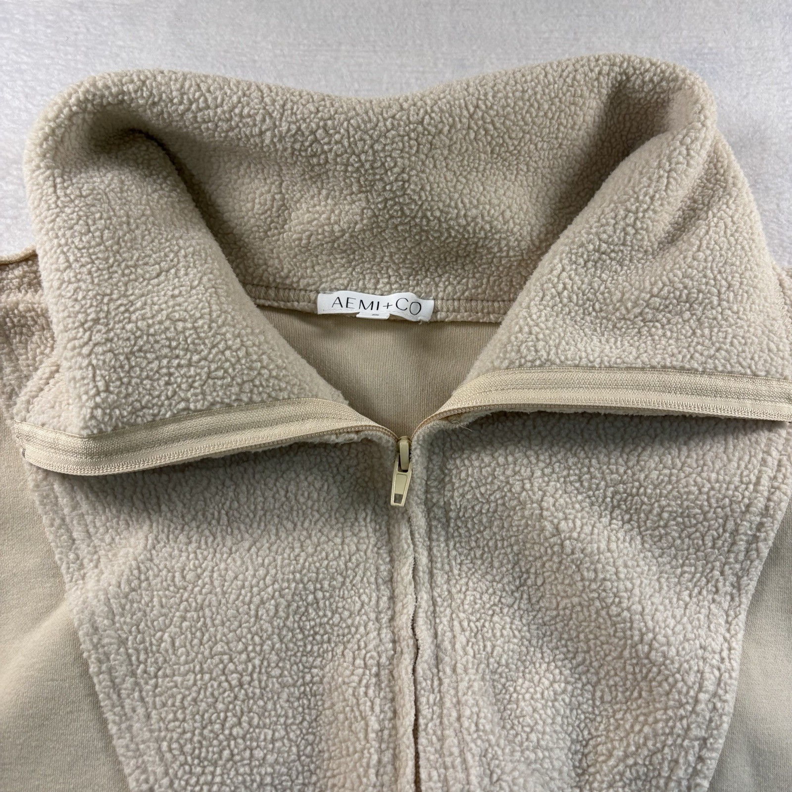 AEMI + CO Beige Half Zip Cropped Fleece Jacket w/ Pockets Women’s Size S