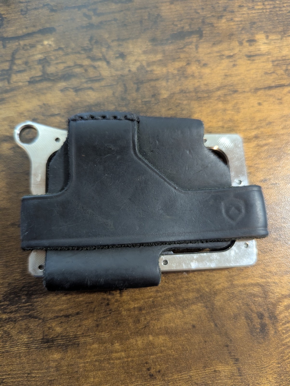 Trayvax Contour Wallet – Stainless/Stealth Black – EDC Minimalist Wallet – Used