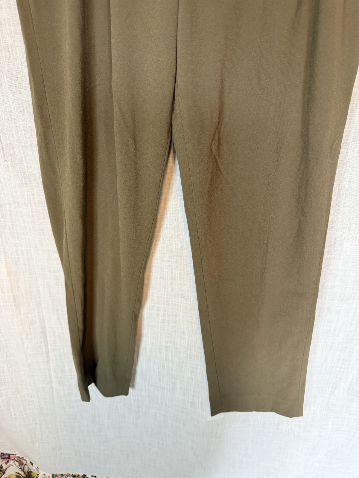 Aritzia Babaton Cohen Pleated Ankle Pants Dark Olive Green Crepe Size 4