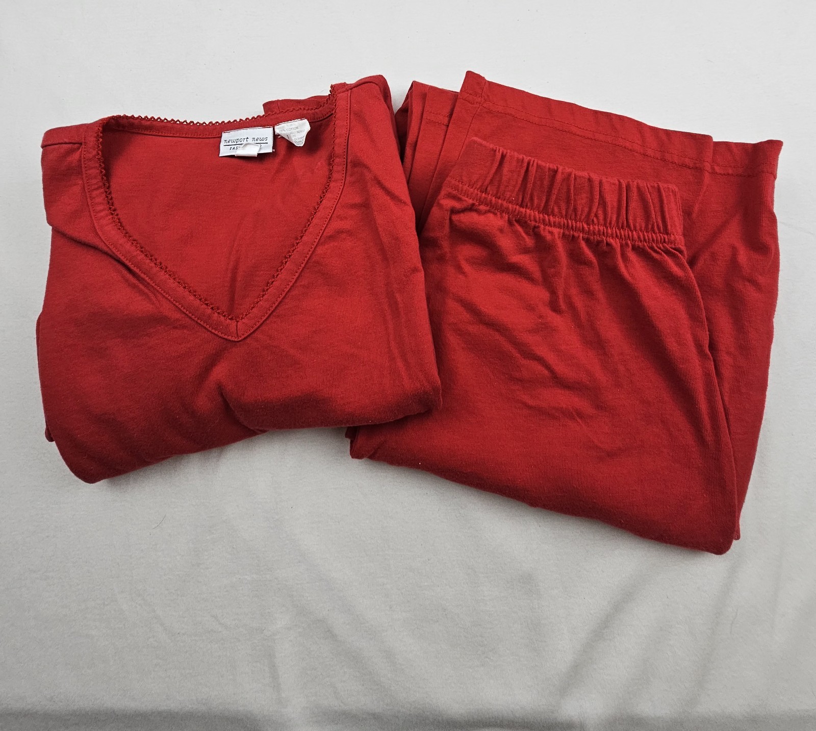 Newport News 2 Piece Pants Outfit Womens Slimfit Med Red Pit To Pit 17in 24×30