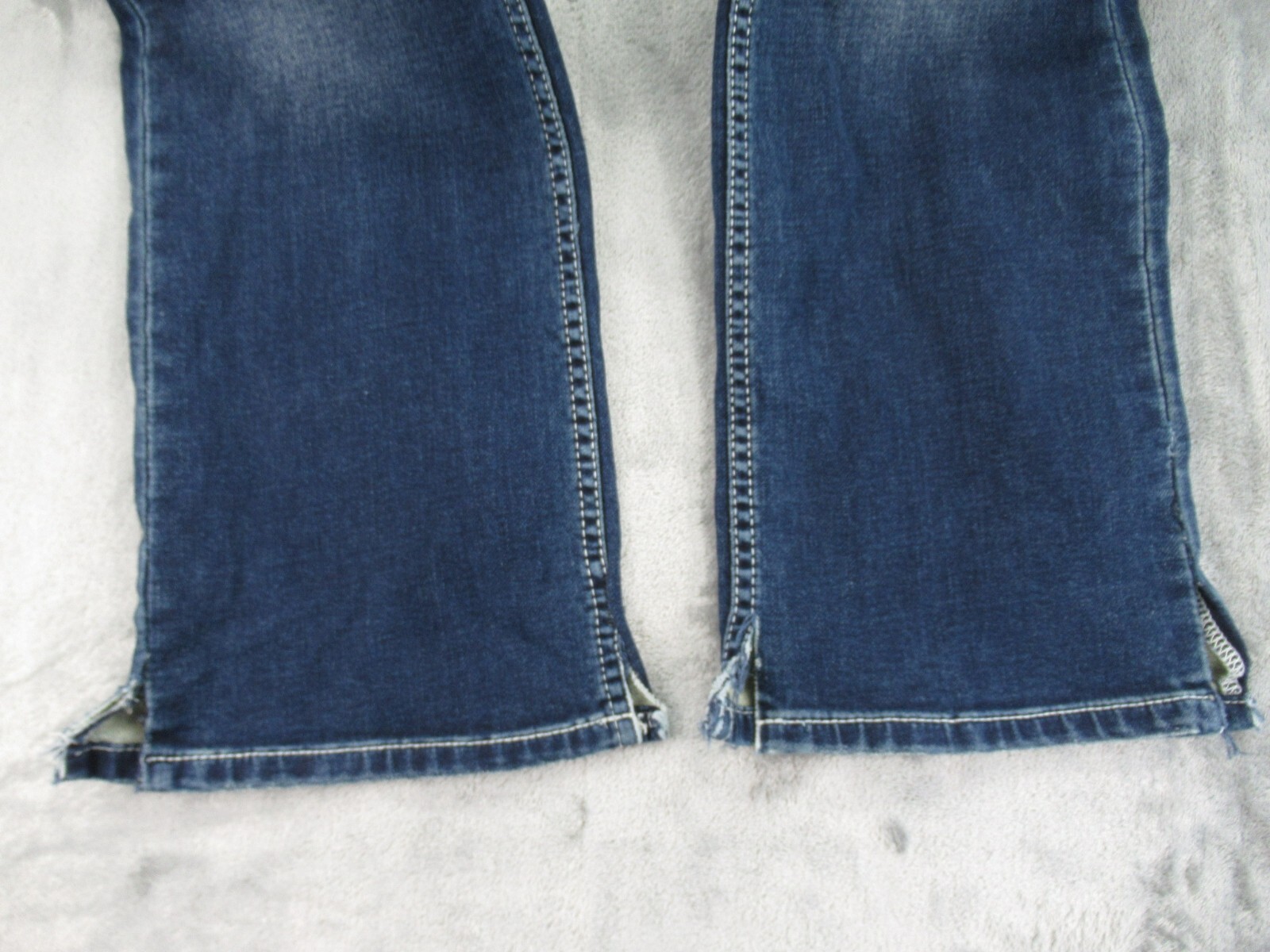 BKE Jeans Aiden Men’s 29×30 (Actual 28×28) Boot Cut Leg Medium Wash Blue