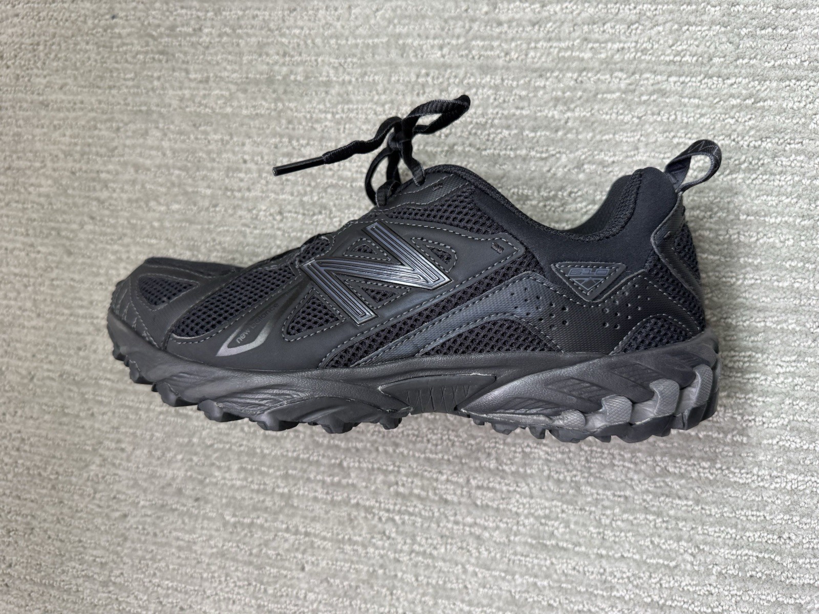 New Balance 610 Black Phantom
