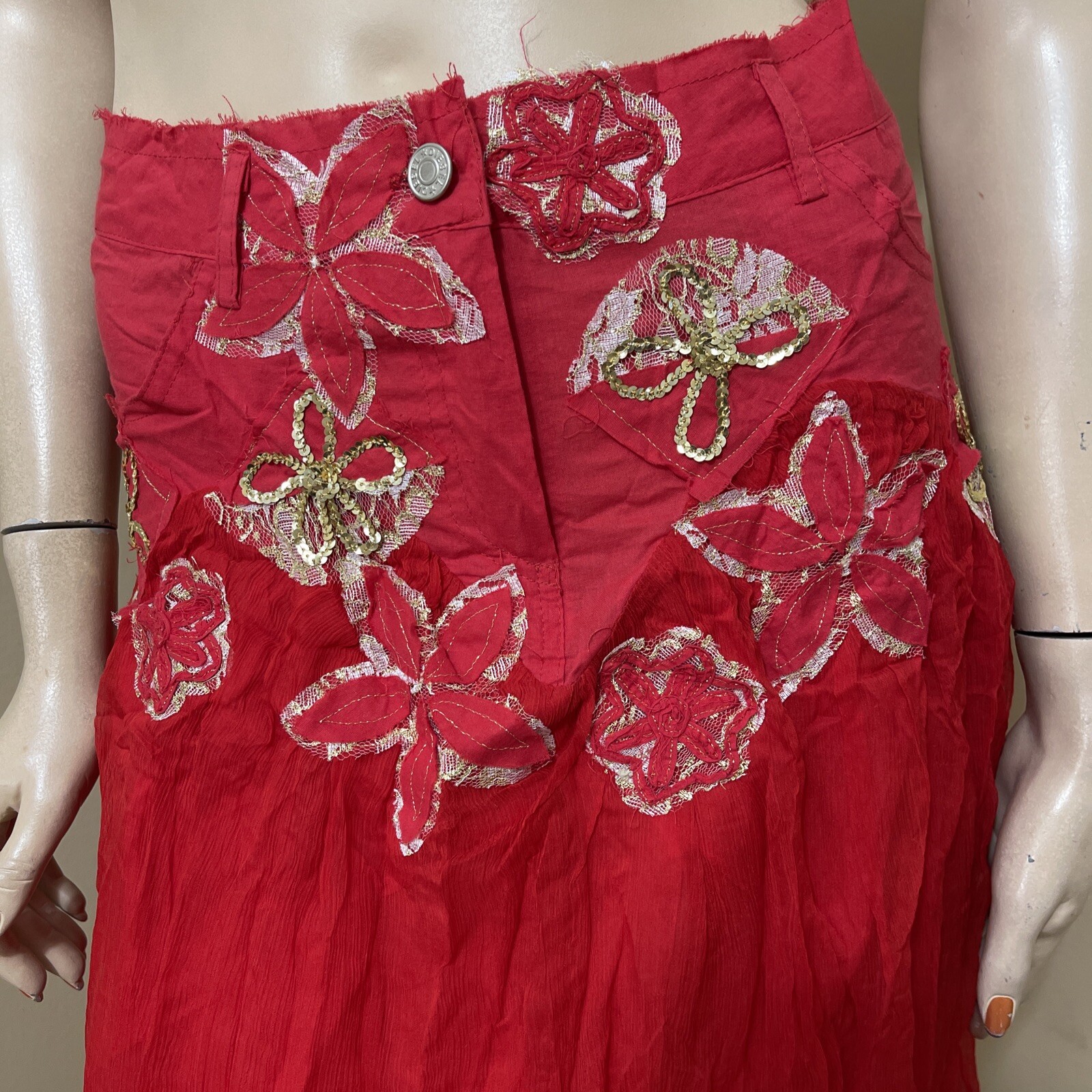 Women’s Red Silk Casual Beaded Embroidered Ruffle Zipper Size M(6-8) Skirt