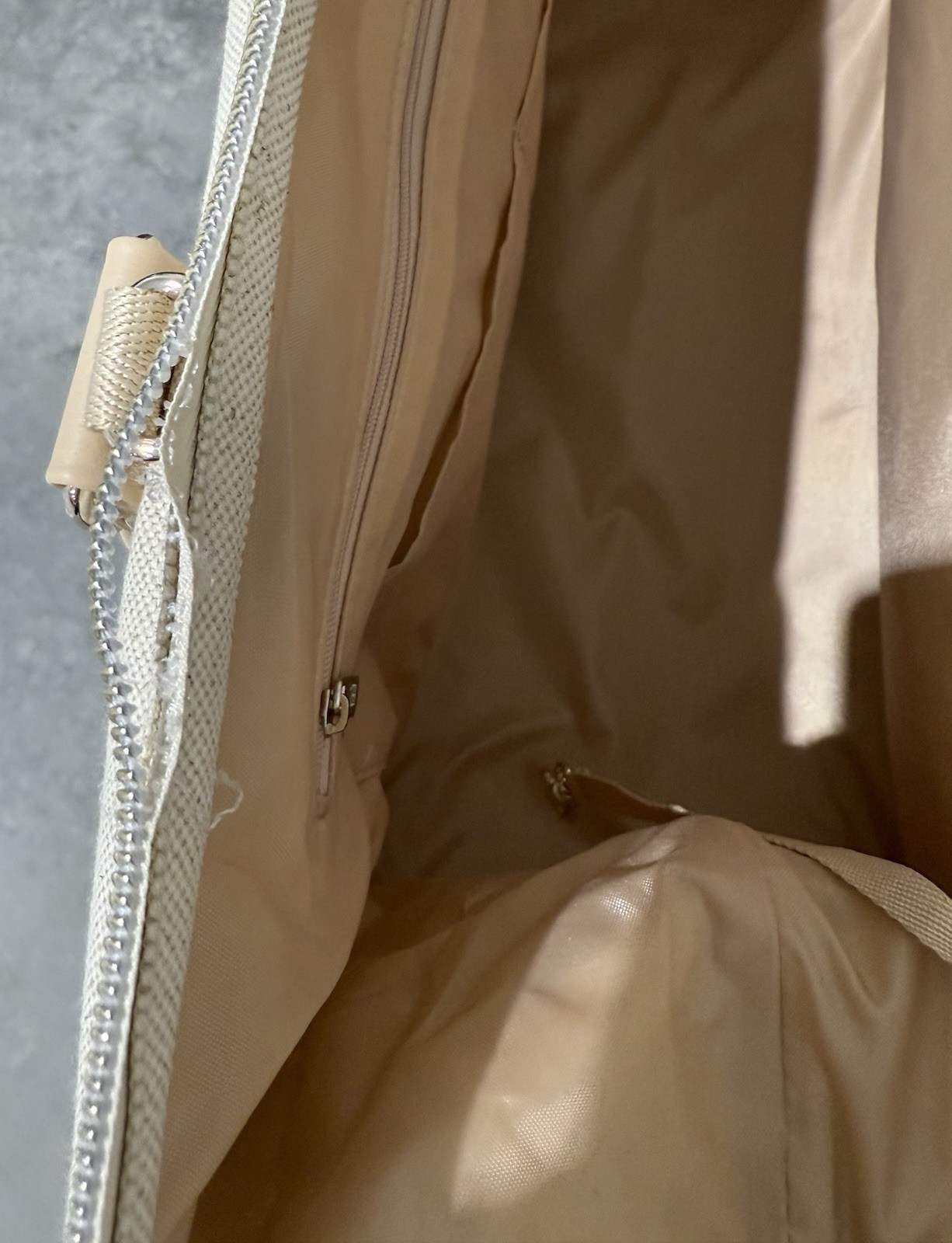 Beis The Weekender in Beige -Flaws**