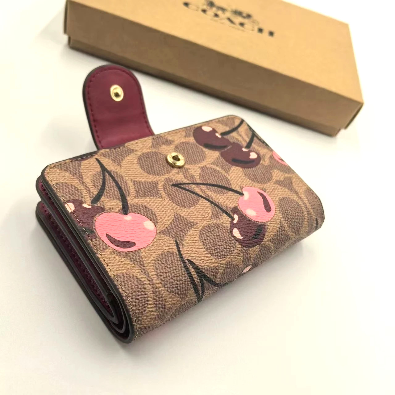 Zip Wallet Clutch CZ342 Brown Signature Canvas Cherry Print