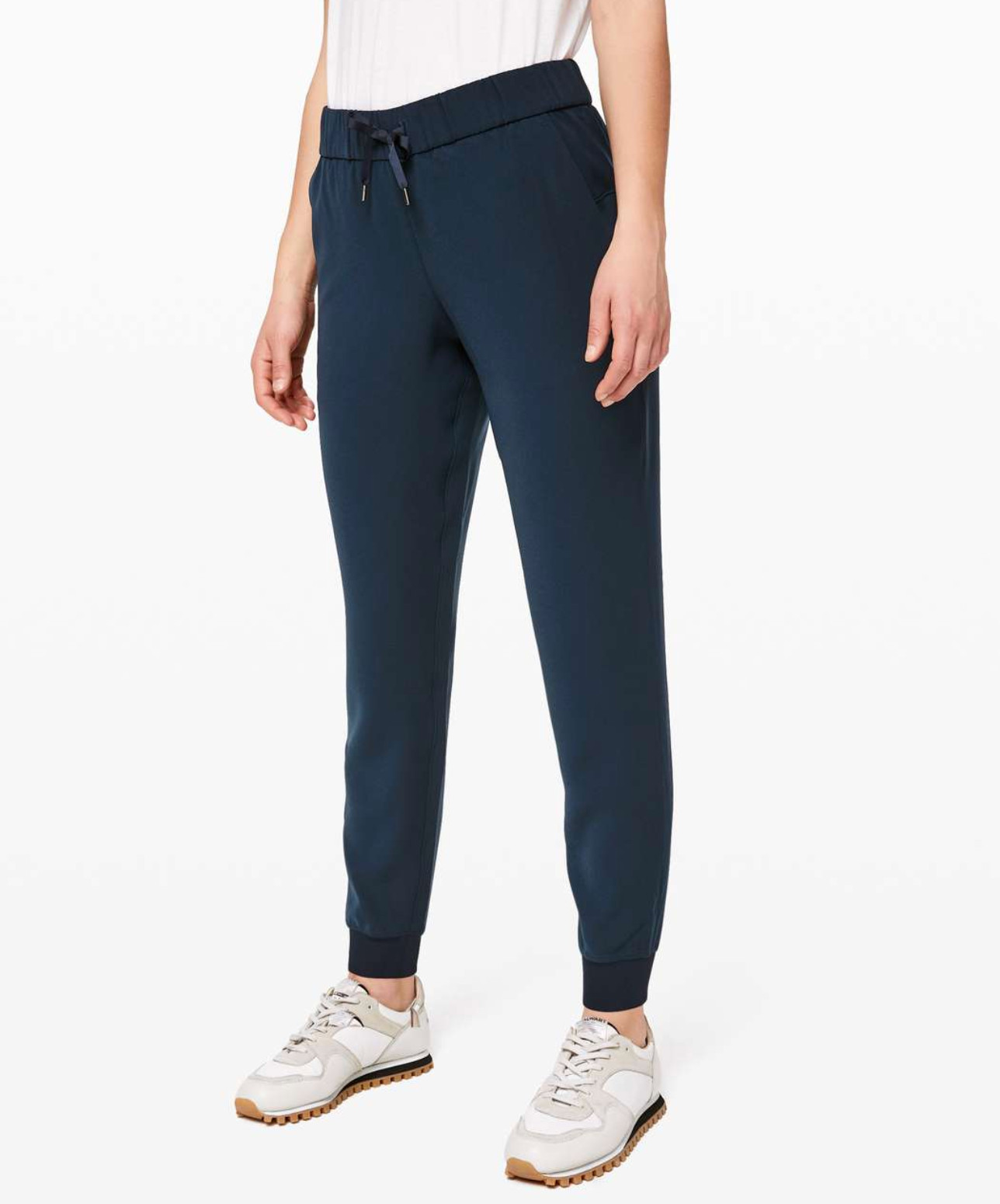 $118 LULULEMON – W5BZDS True Navy Blue On the Fly Jogger Pants – Women’s 4 🔥