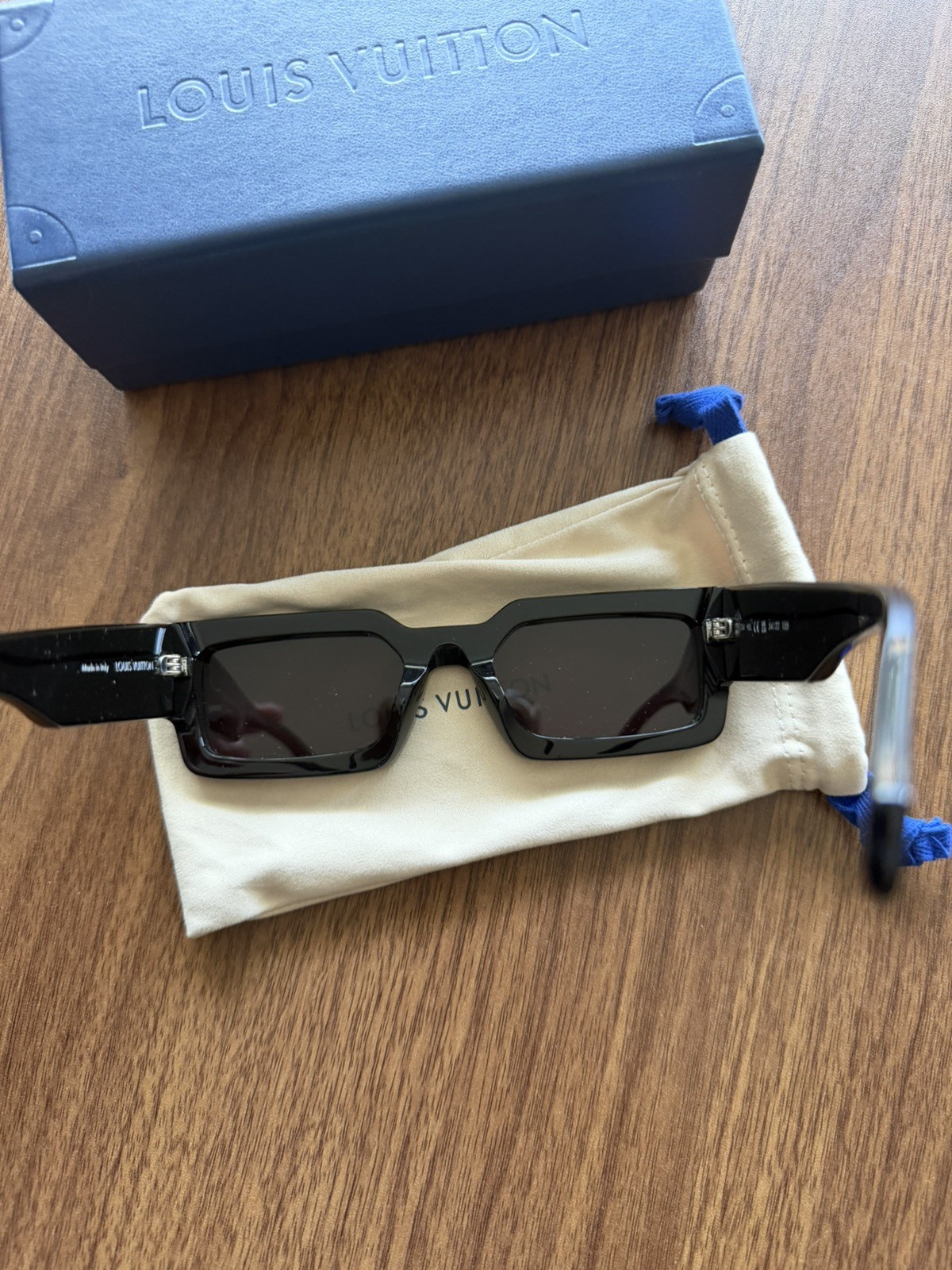 Louis Vuitton Z1910W 93L Clash Square Sunglasses- worn once only