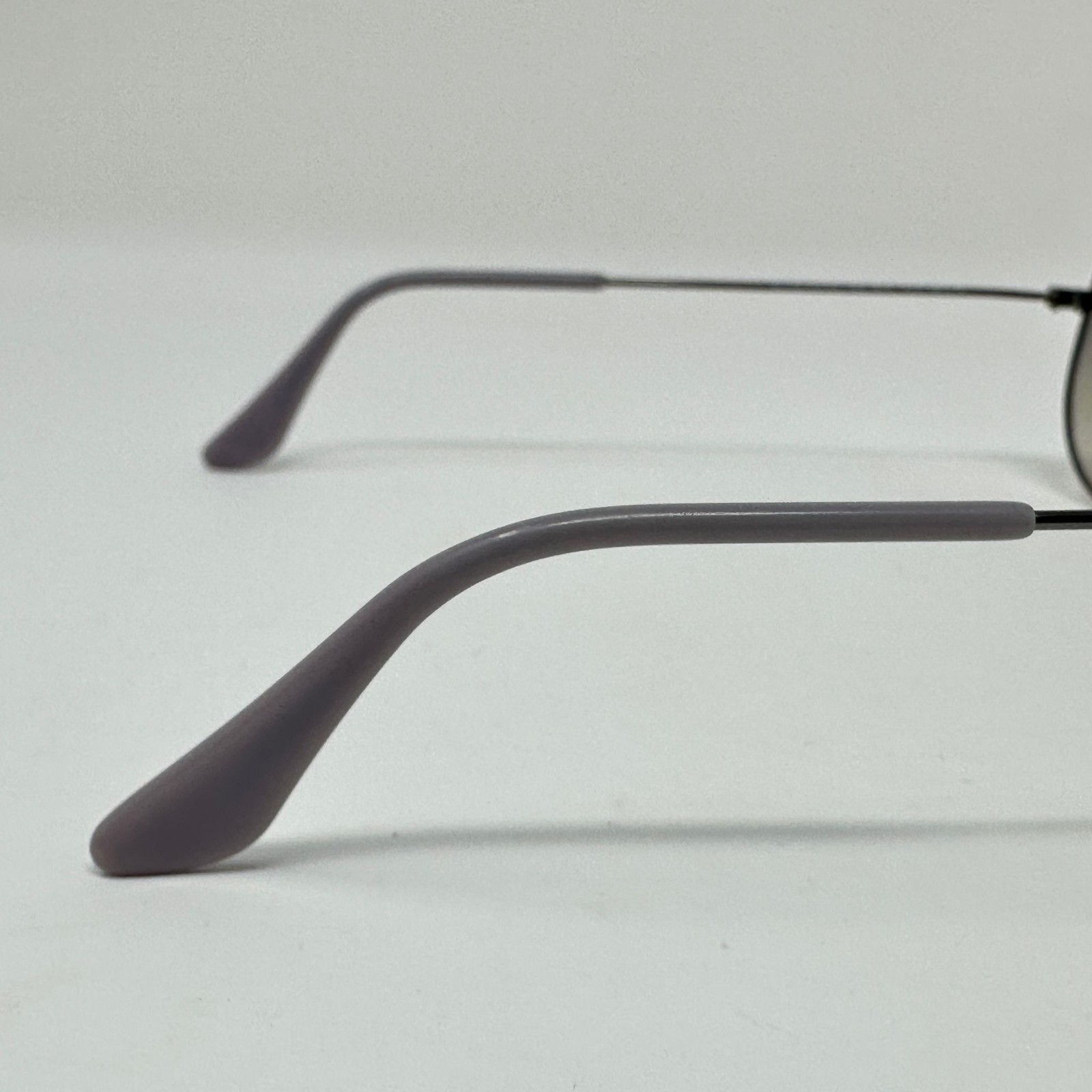 Ray-Ban Aviator Sunglasses Unisex Large Metal RB3025 Purple Frame Lens Scratches