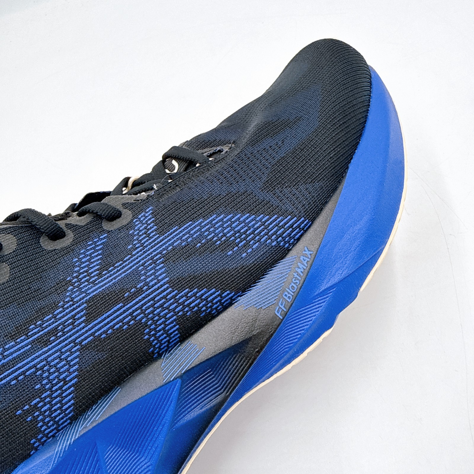 ASICS Novablast 5 Cobalt Burst 1011B974 004 Men’s Running Shoes US 6.5-11