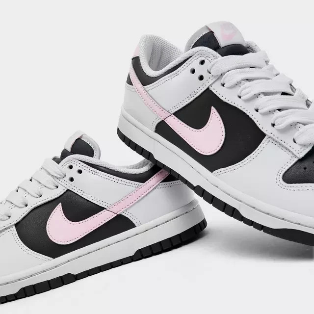 Nike Dunk Low SE Womens Casual Shoes IB8510-100 Sz 7 NIB