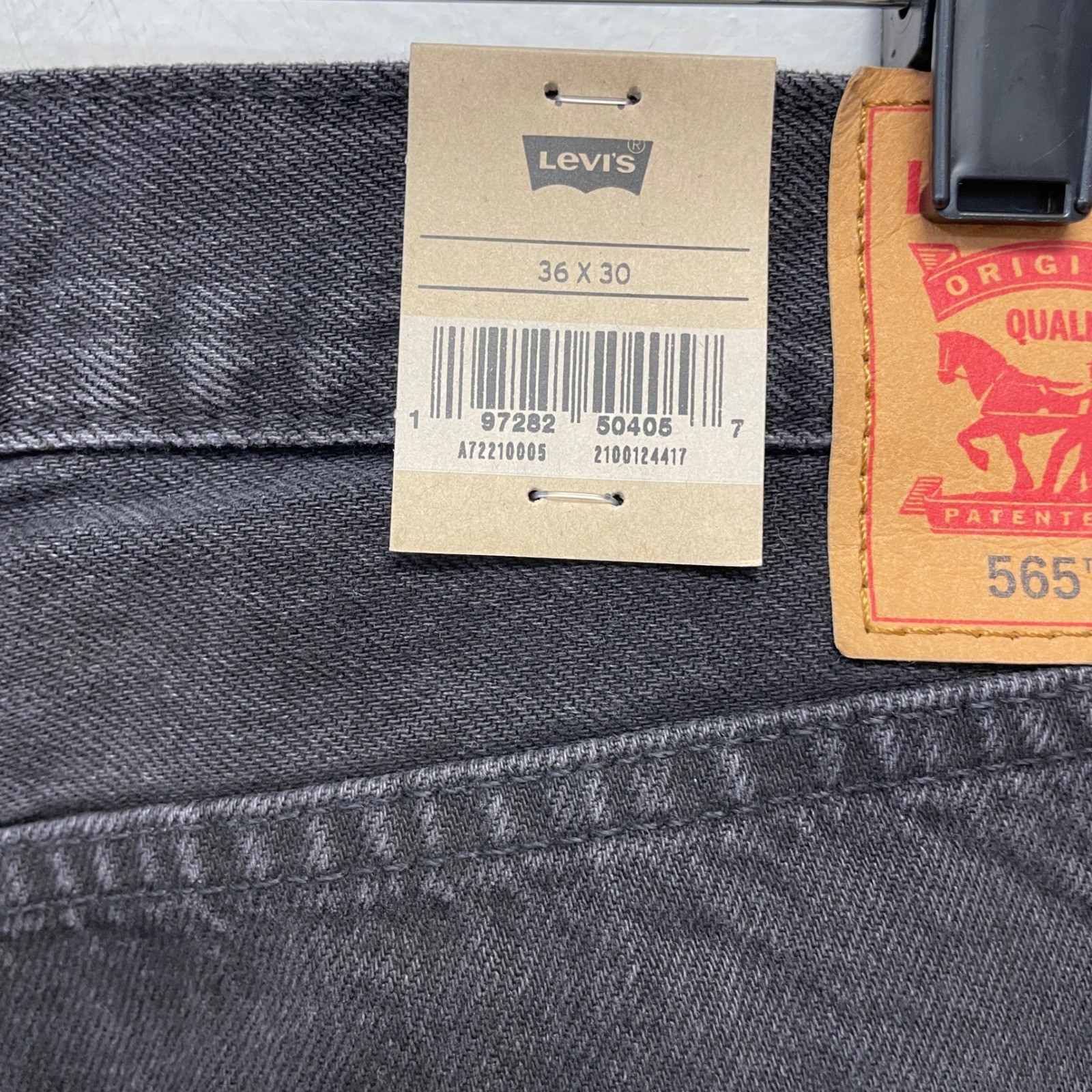 Levi’s Men’s Black 565 Loose Straight Denim Jeans Size 36 x 30