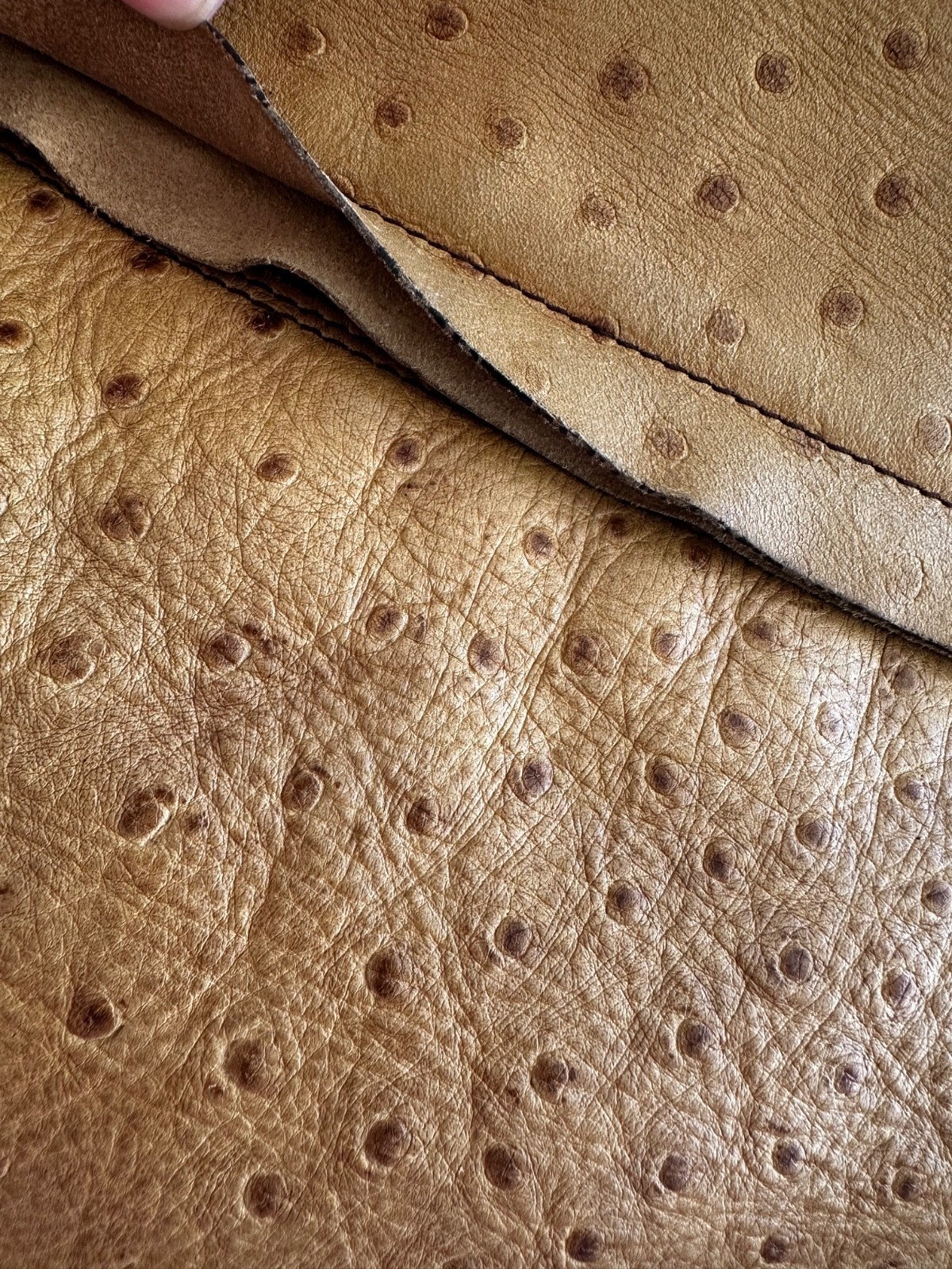Furla handbag/shoulder bag in beige ostrich-embossed leather