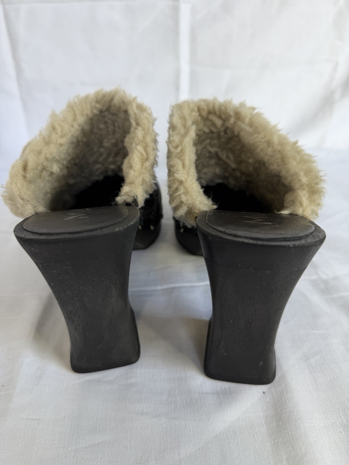 MIA Women’s Size 8M Black Leather Shearling Fur Lined Studded Heel Clogs Brazil