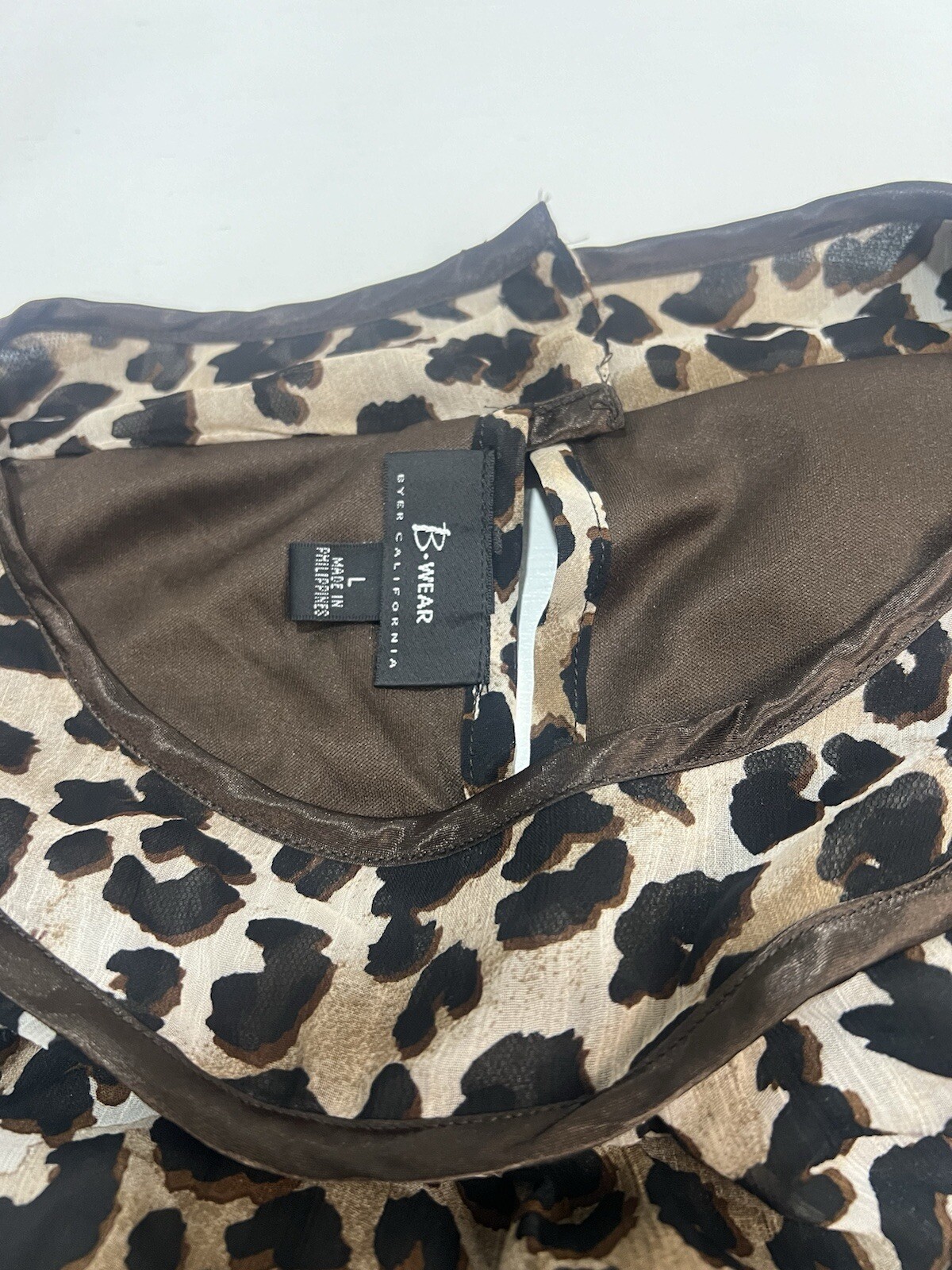 Women’s Shirt Size L Brown Black ￼ Leopard B Wear