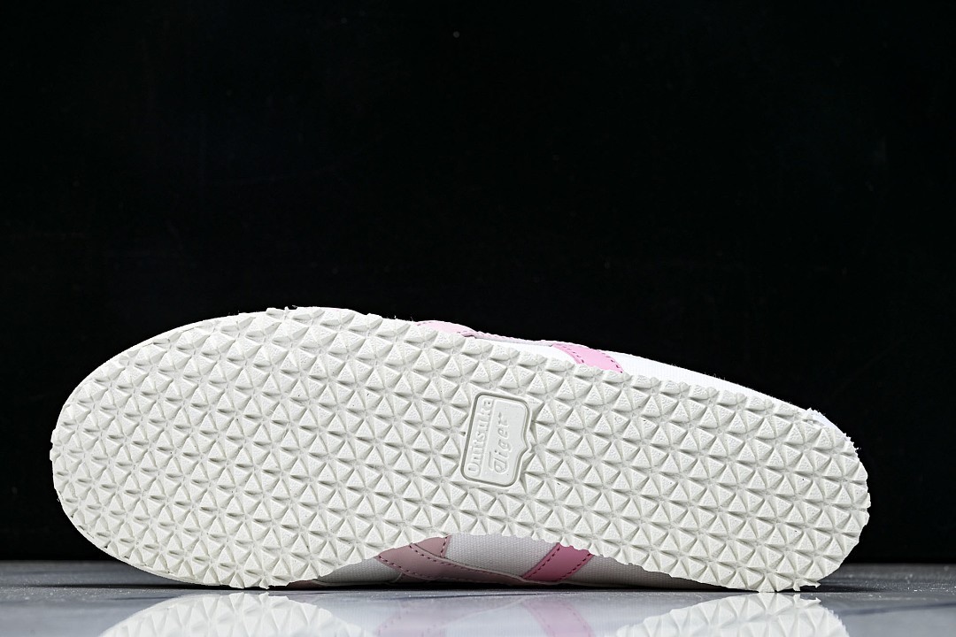 Onits*ka Tiger Mexico66 Slip-On White Ginger Peach 1183A360-132 Unisex Size 4-11