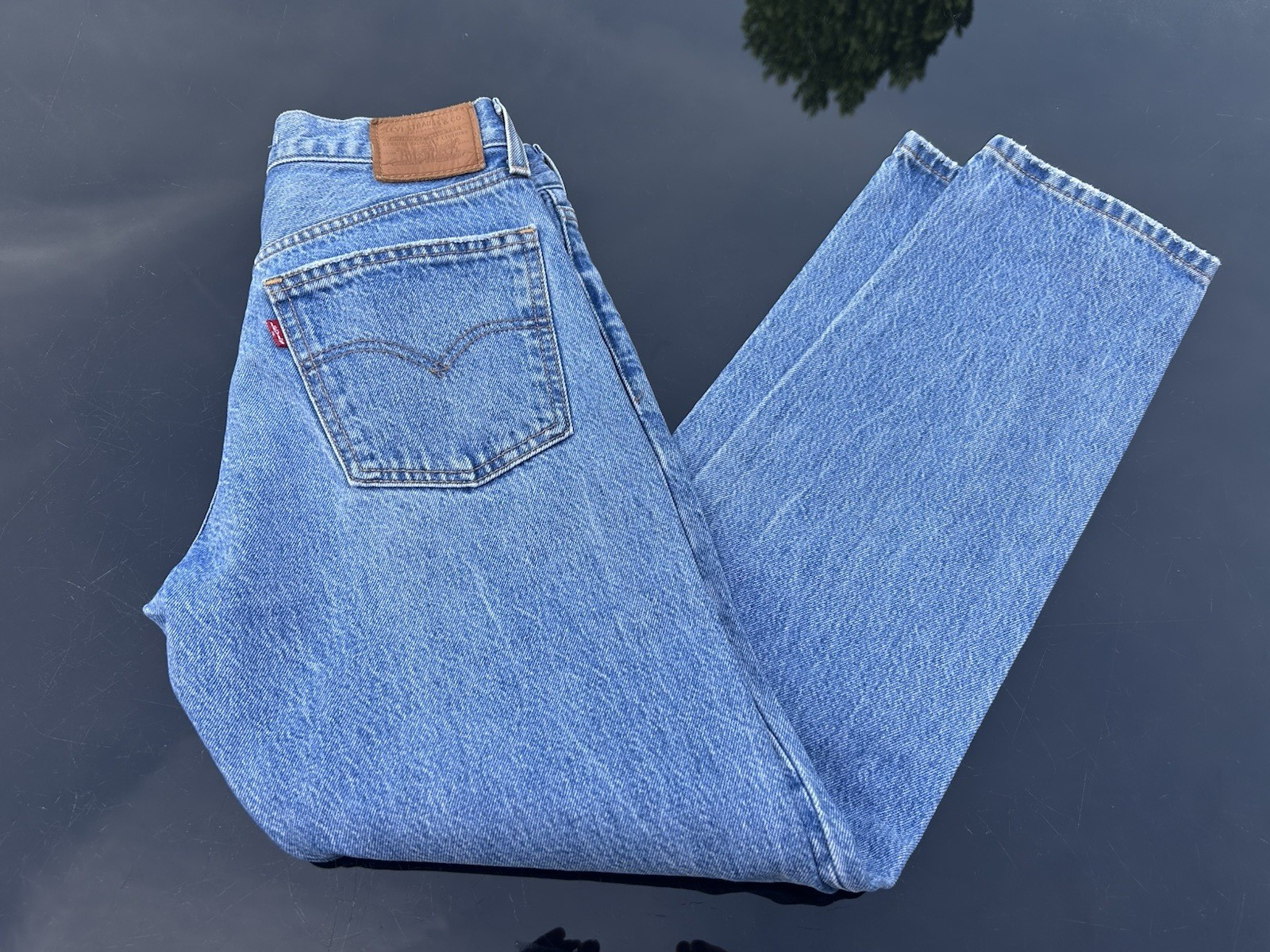 Levi 690 Premium Middy Straight Jeans Waist 26in Inside Leg 30in 100% Cotton