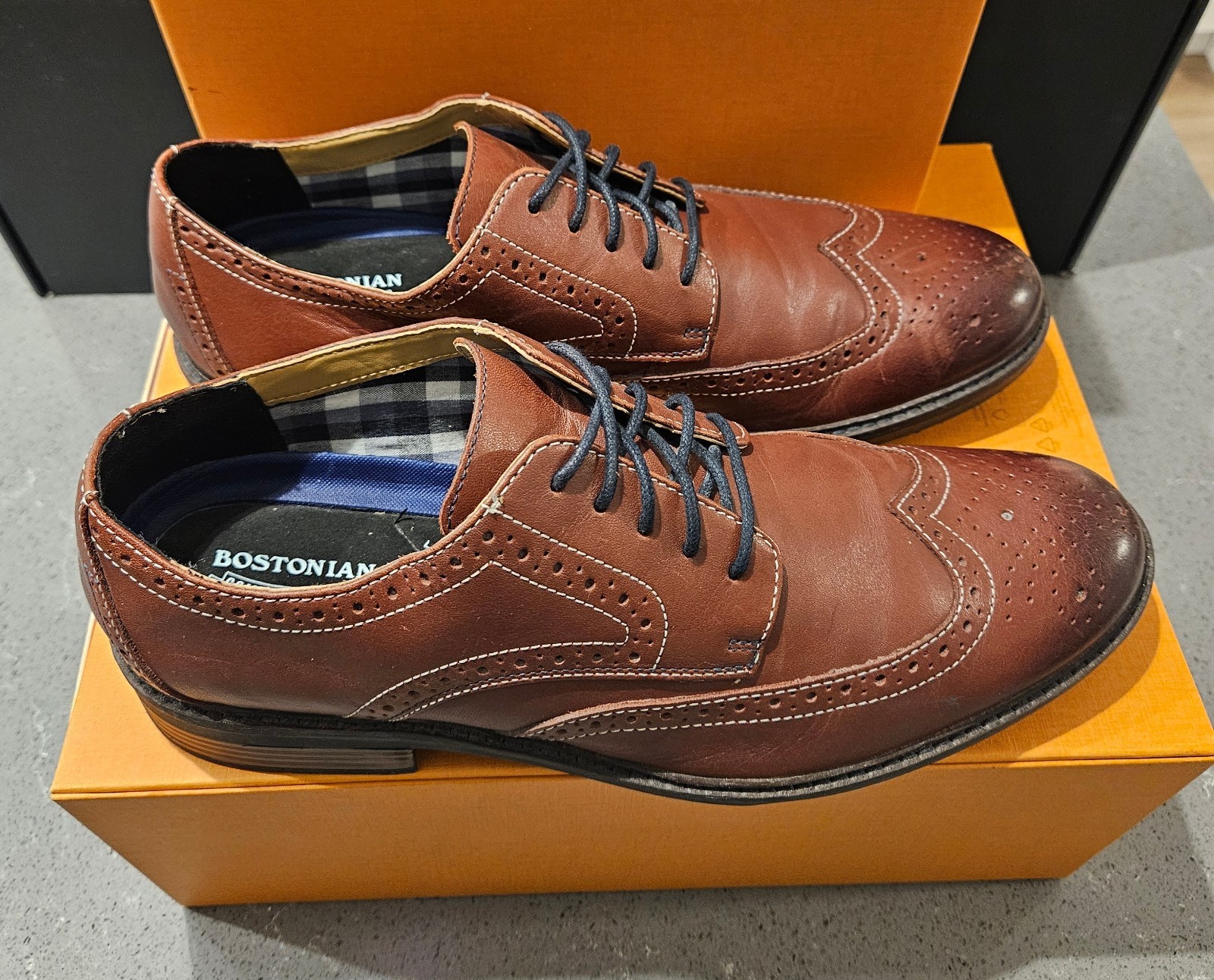 BOSTONIAN COMMONWEALTH MAXTON WING TIP SHOES US 11.5