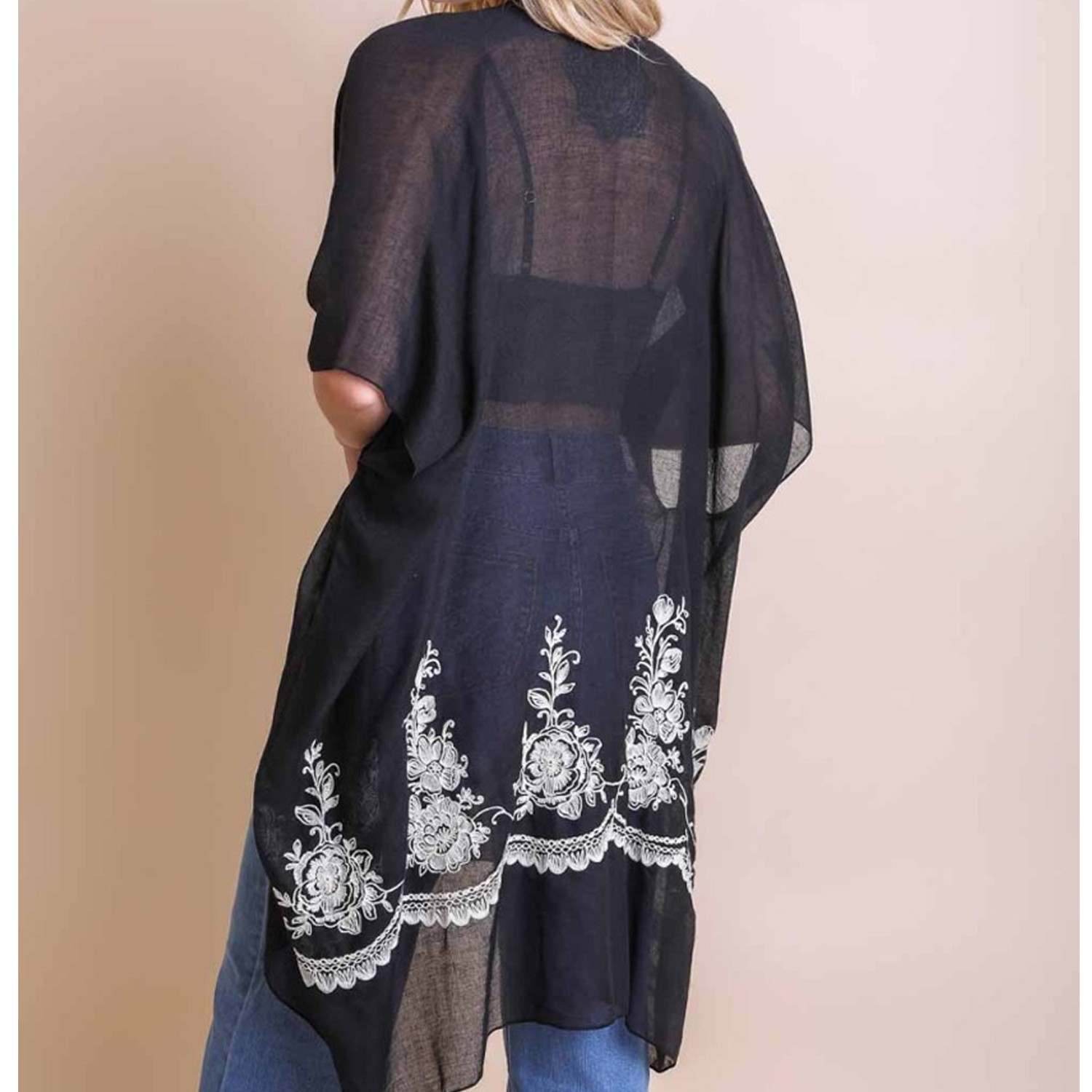 Floral Embroidered Stitch Kimono – Stylish Layering Piece for Any Occasion