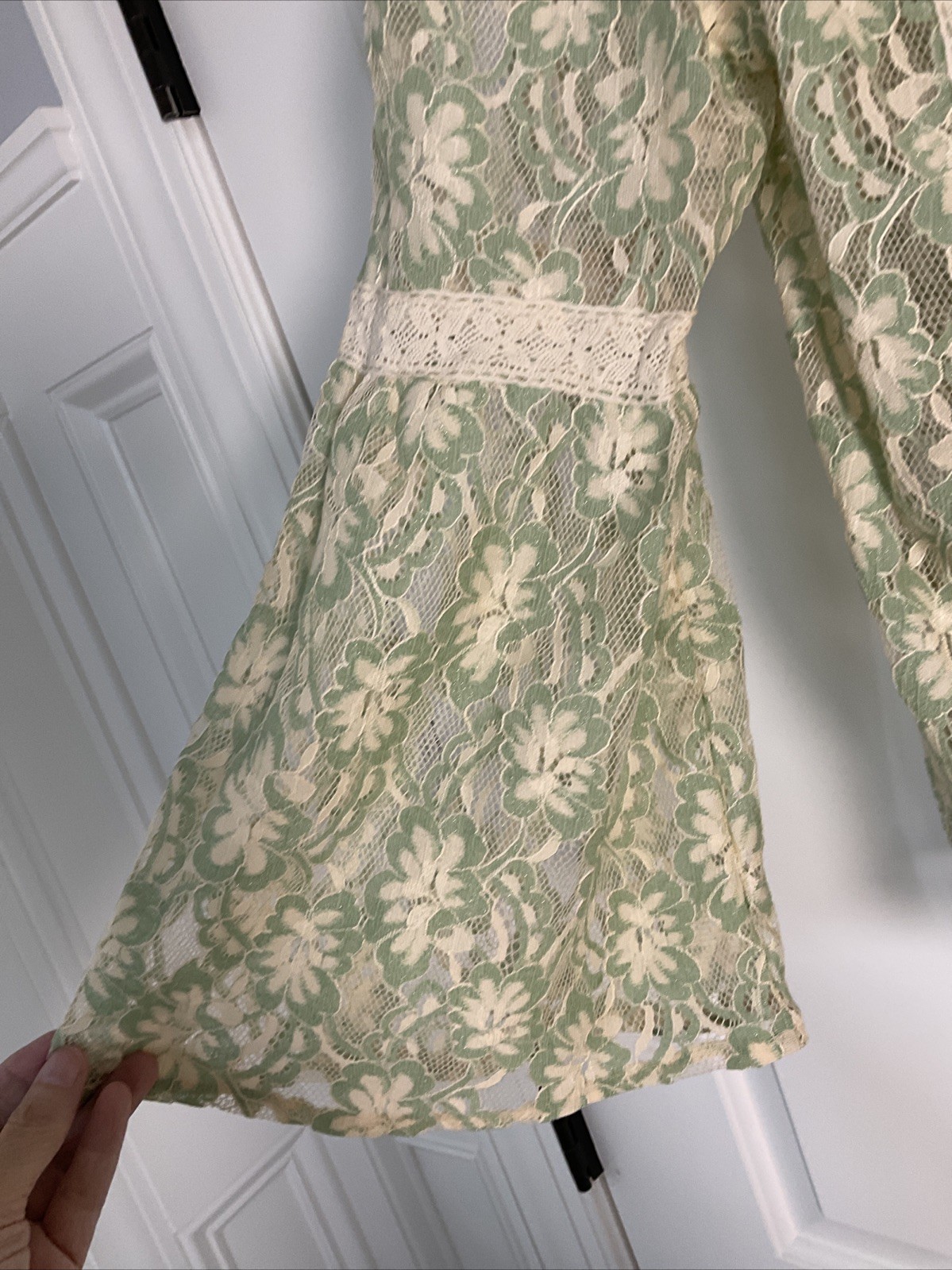 Forte Whispering Willow Top In Green Sz L NWOT 0366