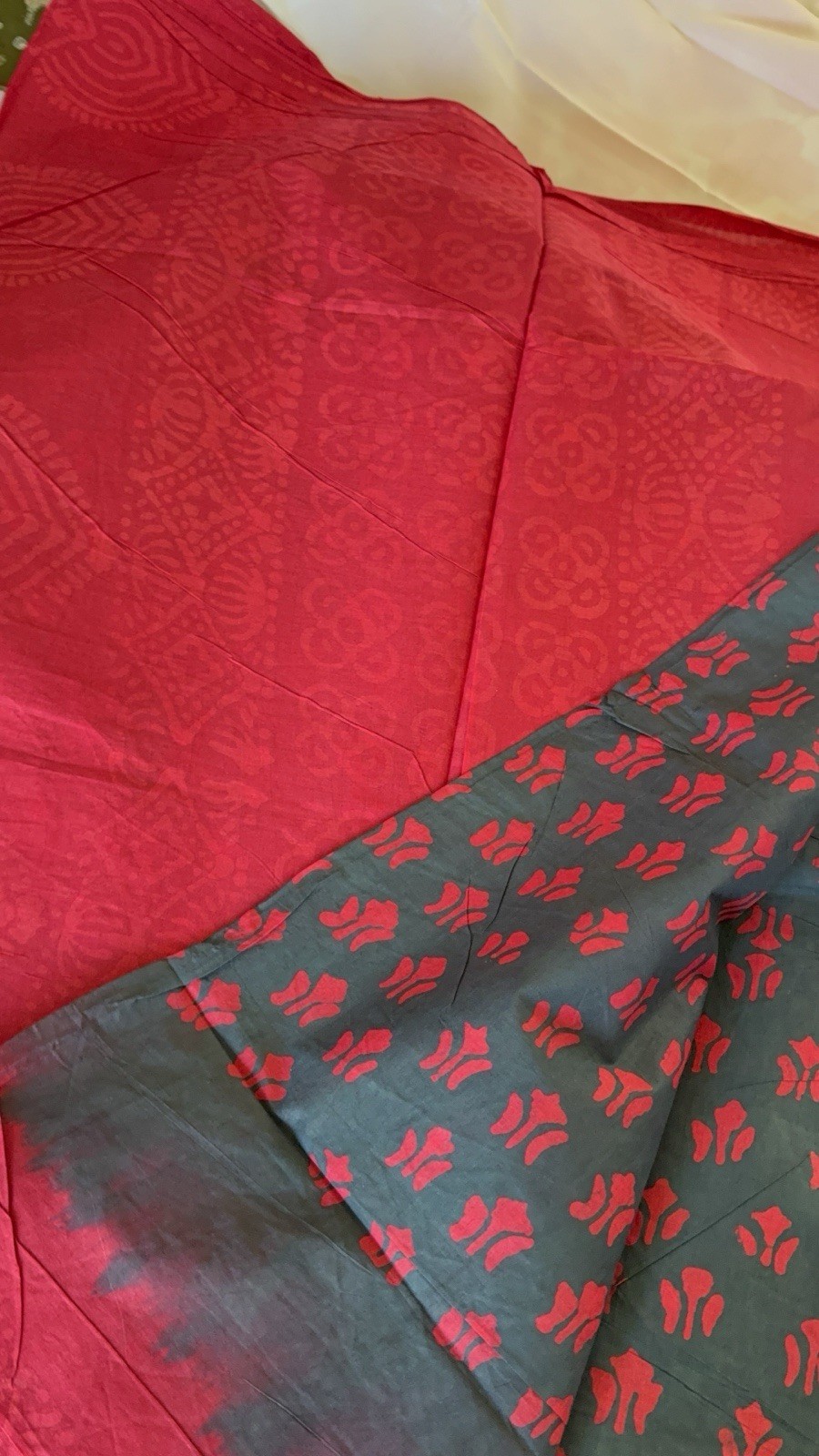 NEW 🆕, Cotton BATIK SAREE. ( Item#blackred ). Only $29