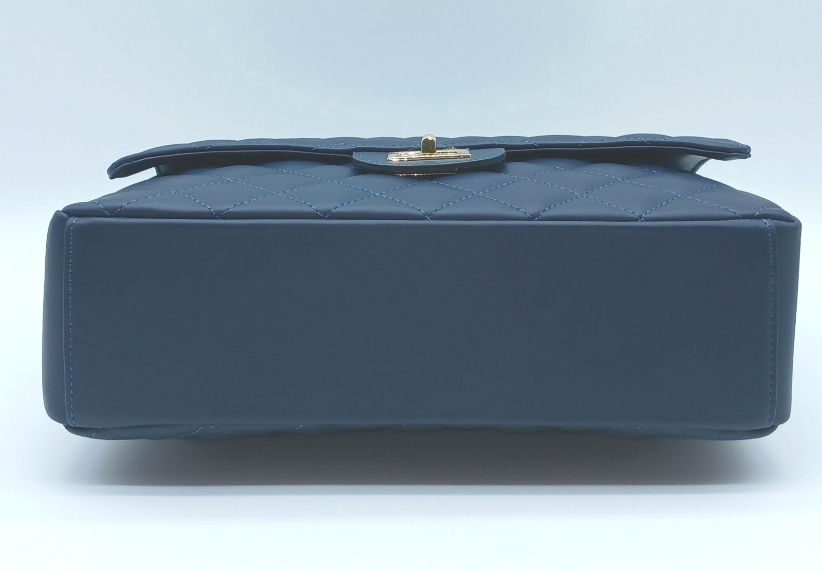 Italian Genuine Leather Quilted Handbag (X-Large) – Made In Italy – Dark Blue
