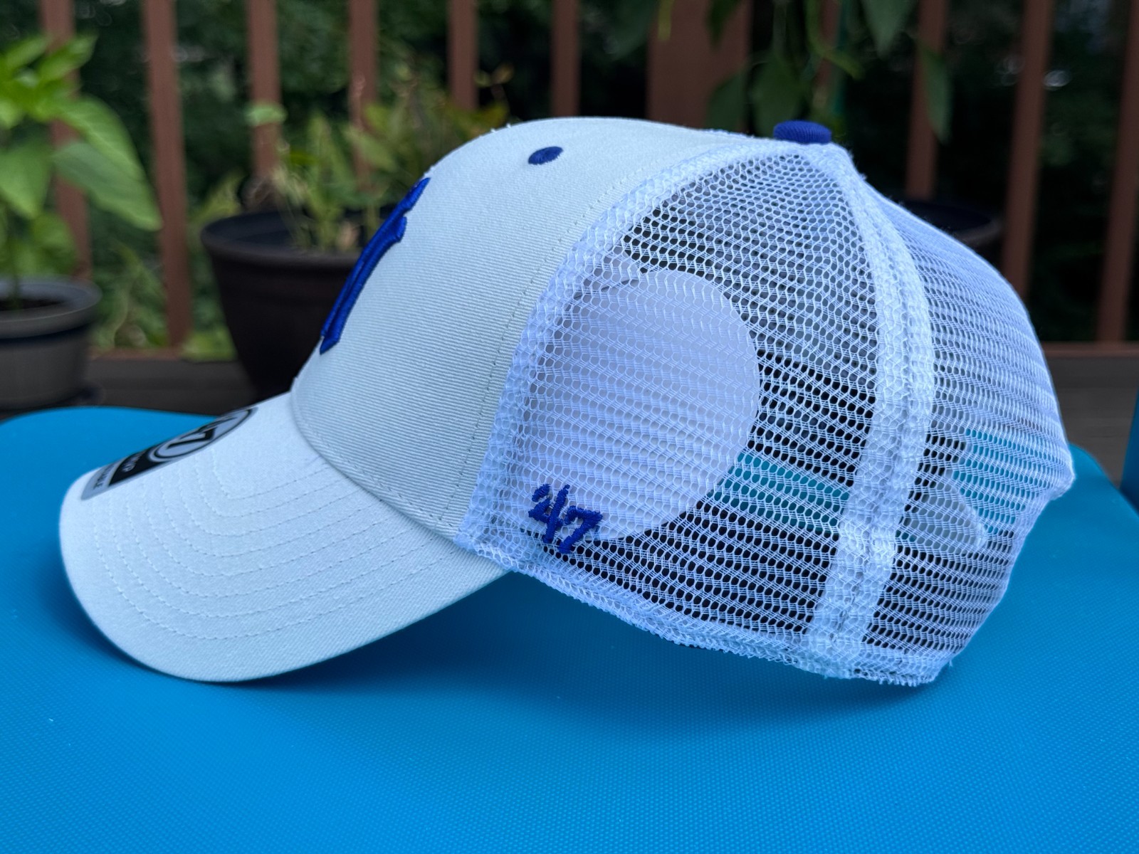 New York Yankees ’47 MVP Trucker Adjustable Cap Hat MLB $32 Royal Blue E White n