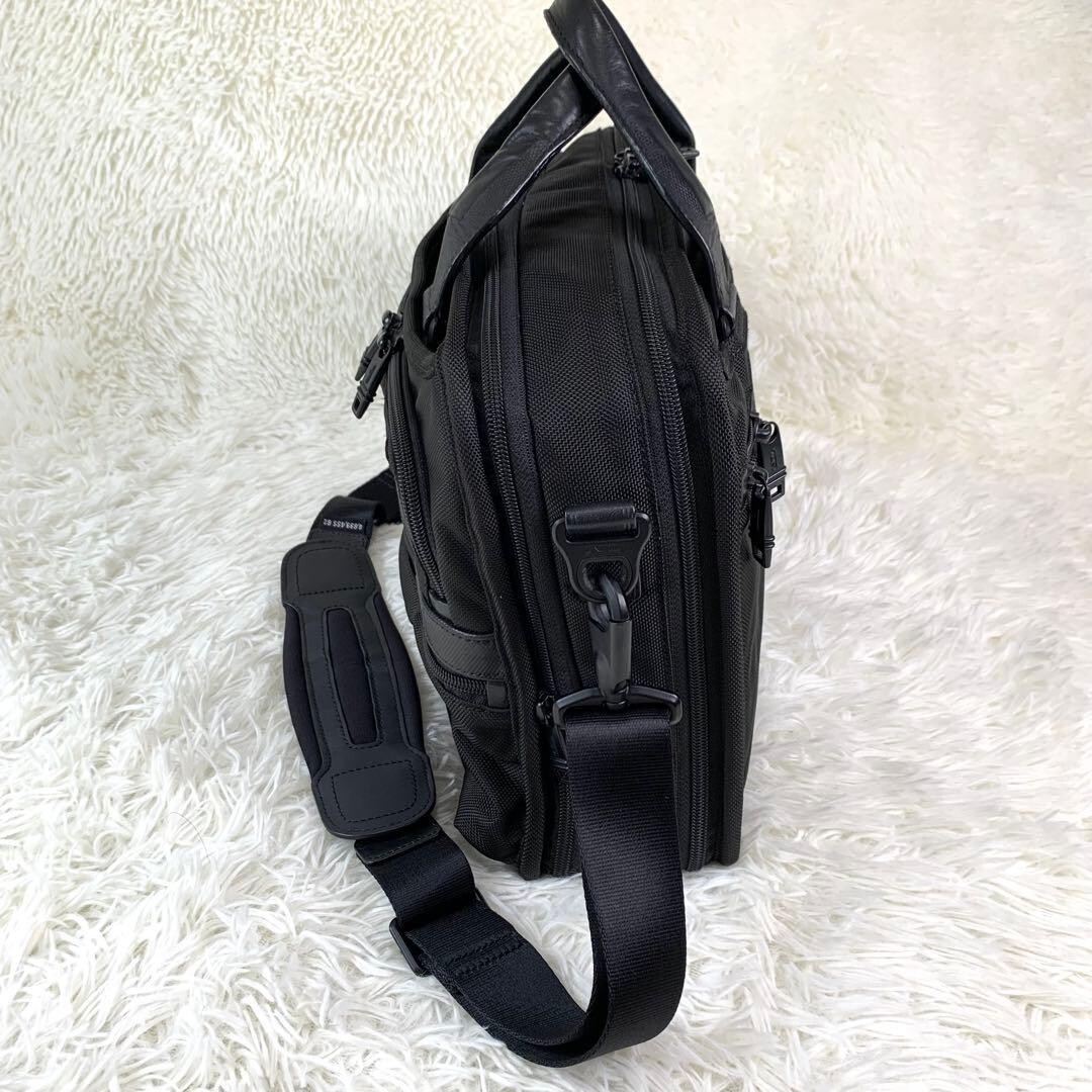 TUMI Alpha 2 26120D2 Black Nylon 2 Way Business Briefcase Bag Auth