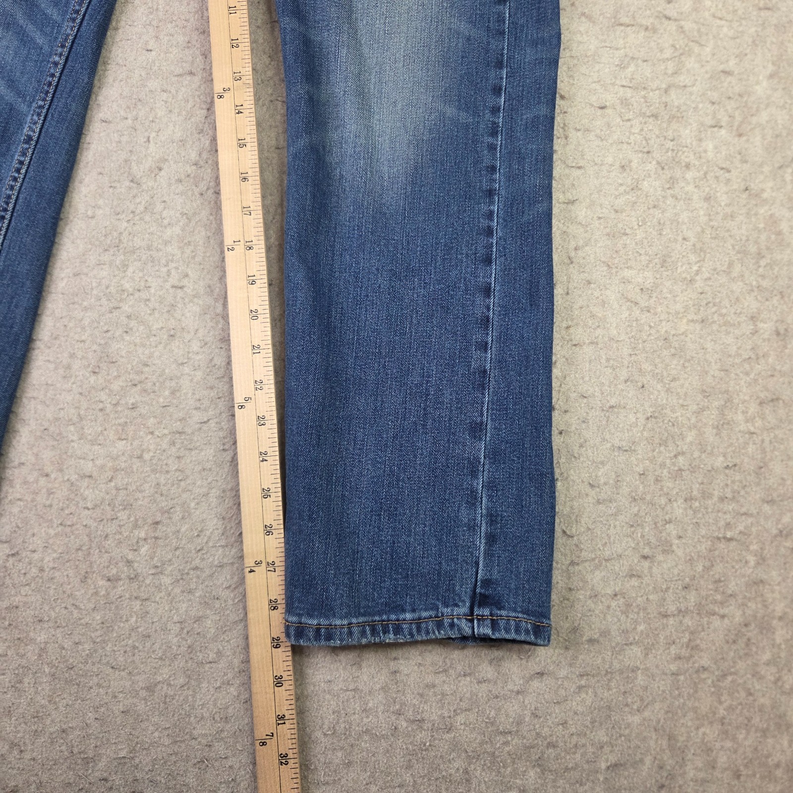 Levi’s 513 Slim Straight Jeans Mens 34×29 Medium Wash Stretch Casual Whi8skered