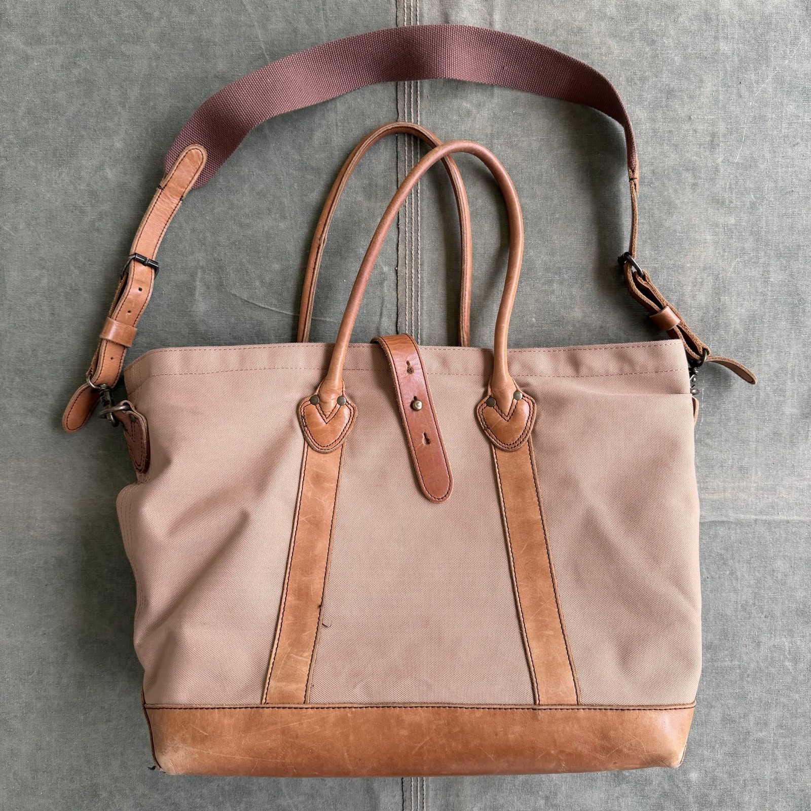 LL Bean Signature Boat And Tote Canvas Leather Strap Shoulder Duffle Boston Bag