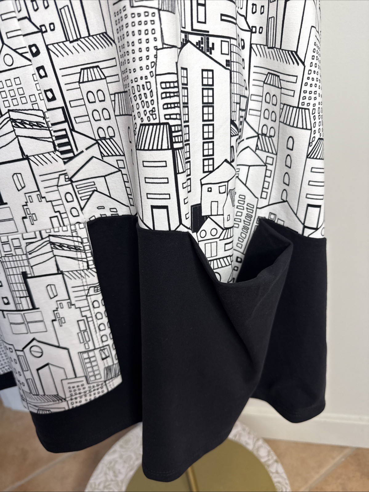 Compli K Women XXL Black White House Print Sleeveless Tunic Top Pocket Polyester