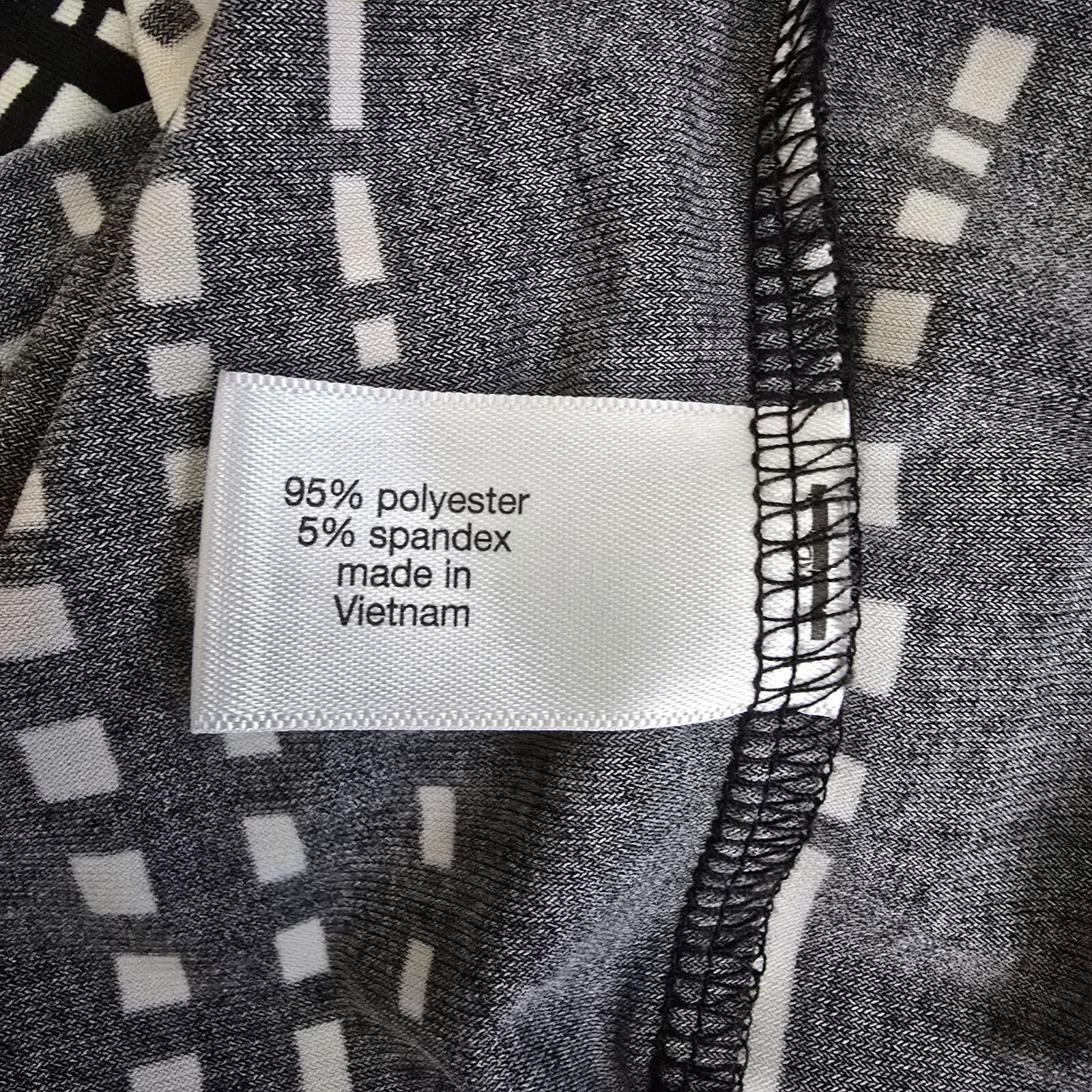 V-Neck Black and White Plaid Blouse 26/28 (EUC)