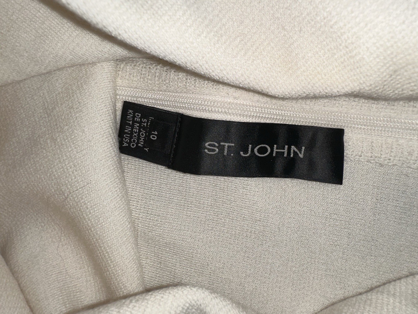 St. John Cream Brown Striped Mock Neck Sleeveless Knit Top Tunic Wool Blend 10