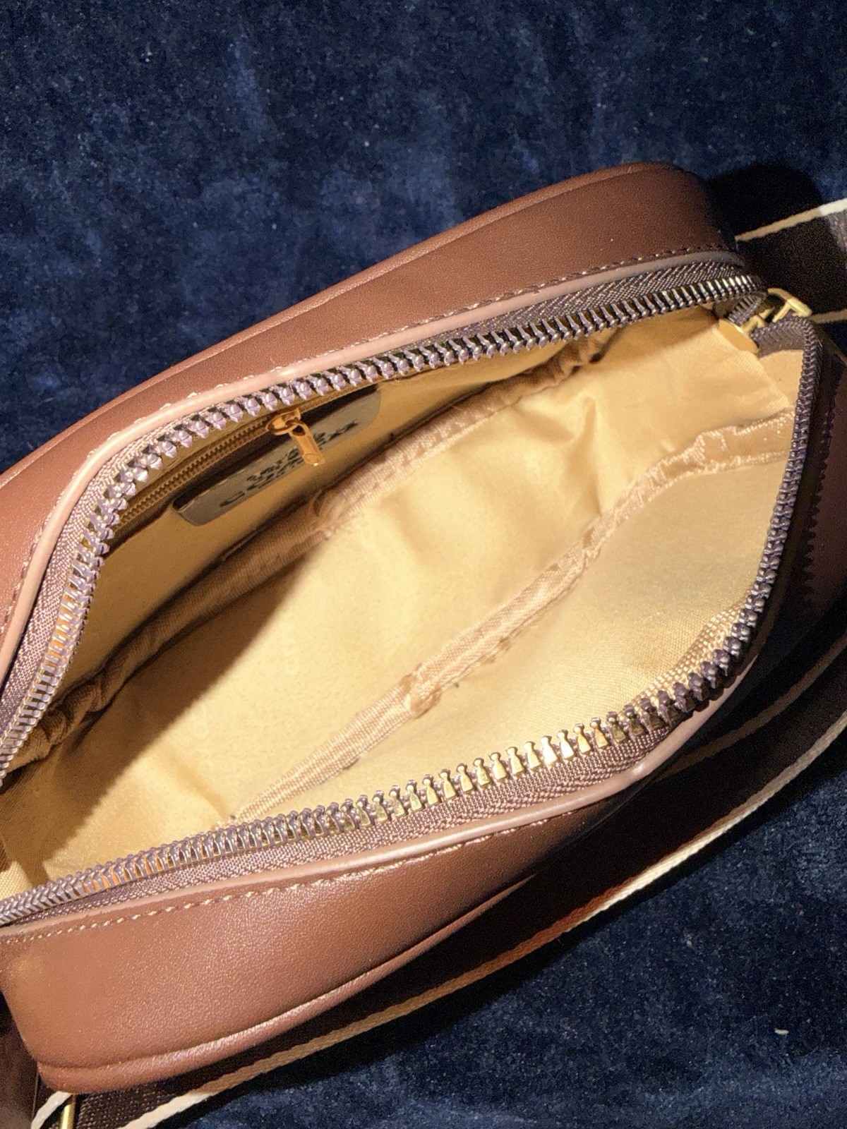 COACH Women’s Brown Crossbody Bag Zip Closure Gold Hardware Adjustable Strap