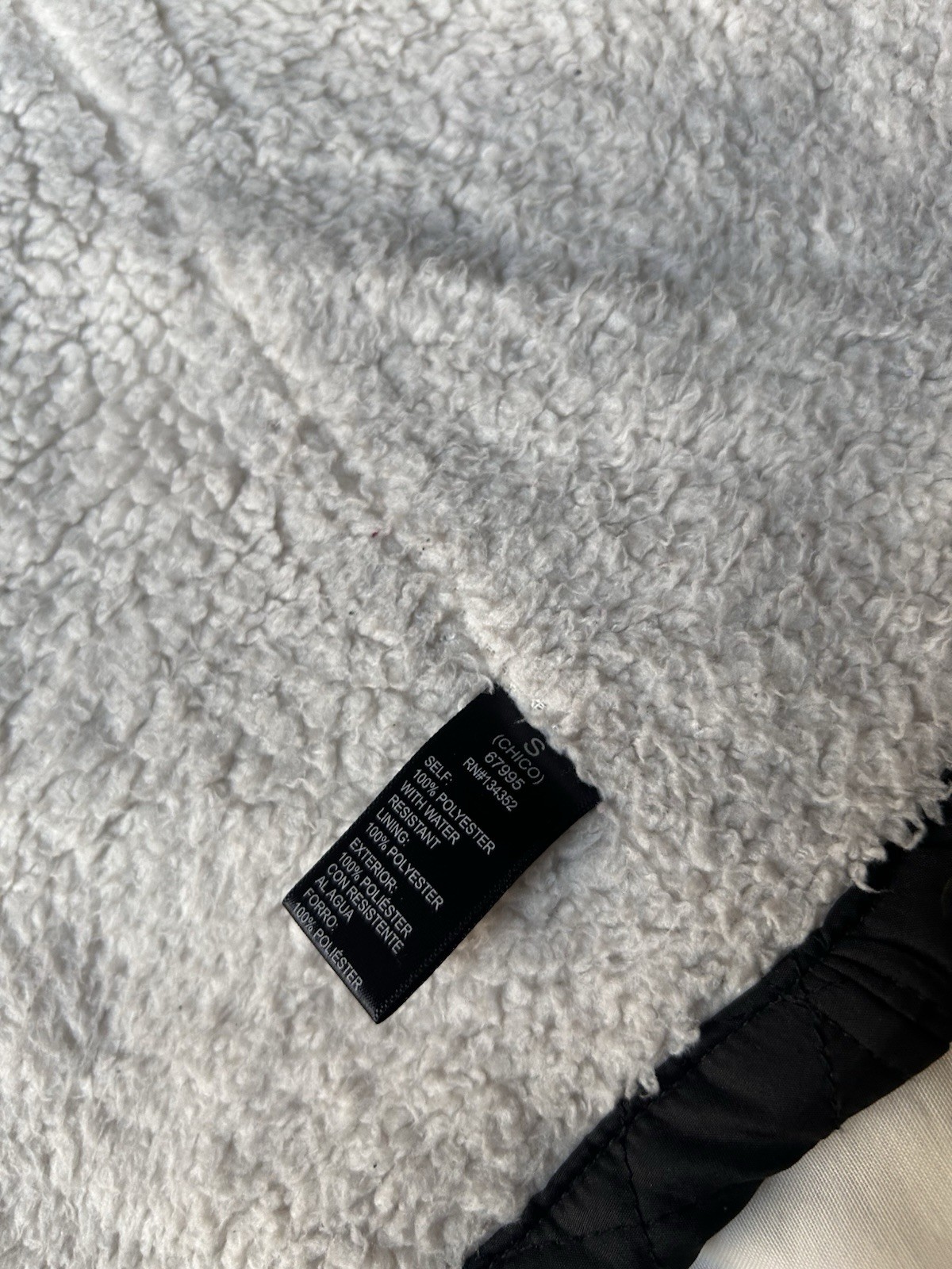 Ambiance Outdoor Black Puffer Vest Lined Furr Quilted Zip Up Women Small VTG EUC