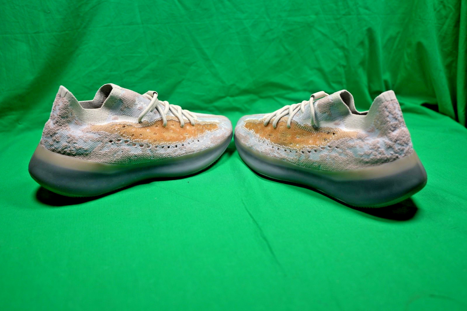 adidas Yeezy Boost 380 Pepper Non-Reflective W/ Box Size 10.5