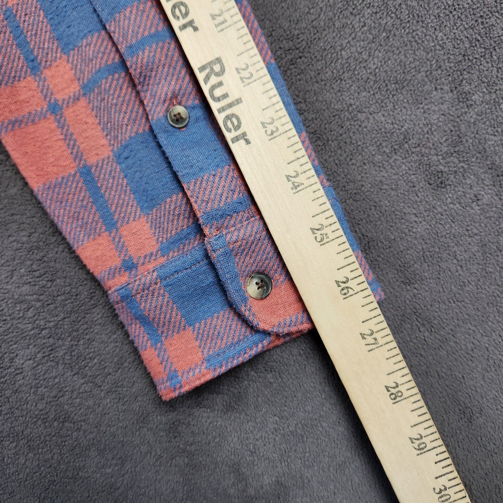 Faherty Legend Sweater Flannel Shirt Mens Medium Rose Blue Check Knit Button Up