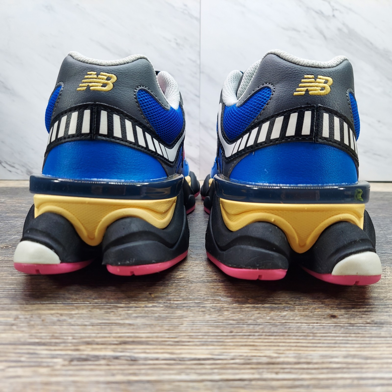 New Balance 9060 Blue Oasis Real Pink Black Shoes U9060BPO Men Size 11.5 Sneaker