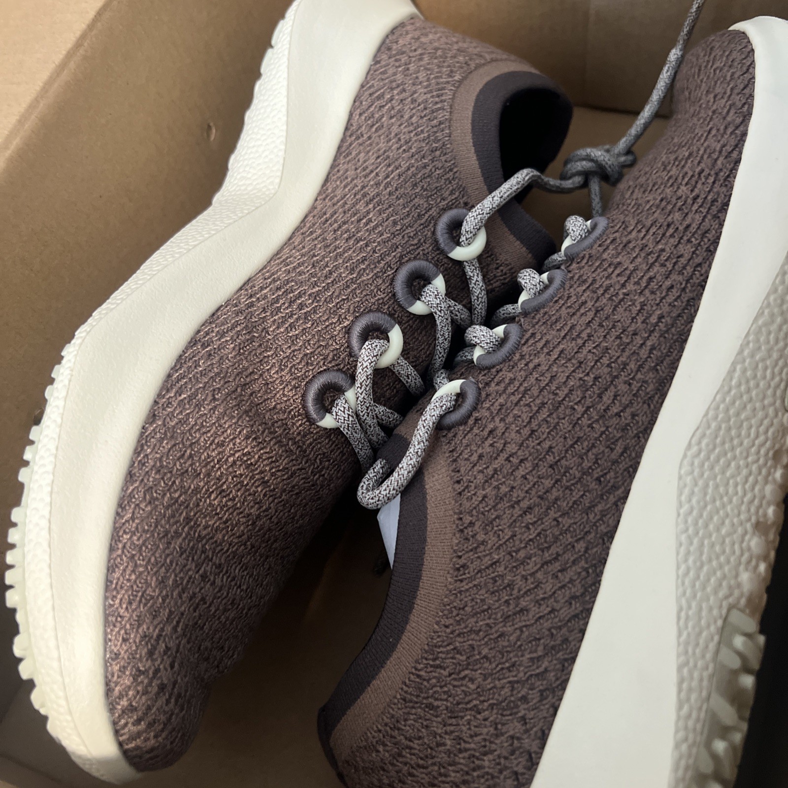 Allbirds Men’s Tree Runners Hazy Cocoa Sz 9 Lightweight Breathable Sneakers