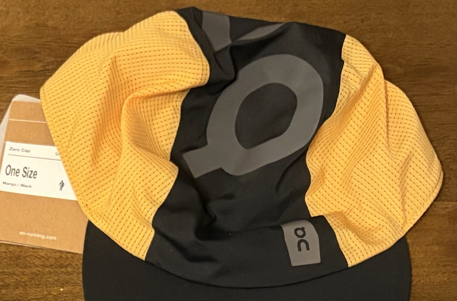On Running Utility Zero Cap Mango Black Unisex Outdoor On Cloud 3 Panel Hat