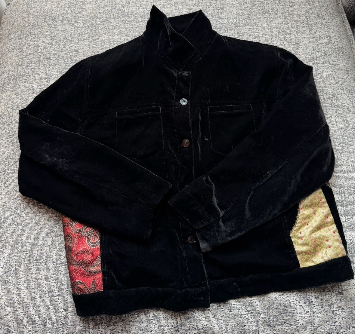 Chico’s Black Velvet Jacket Oriental Asian Tapestry Patchwork Motif Size 3