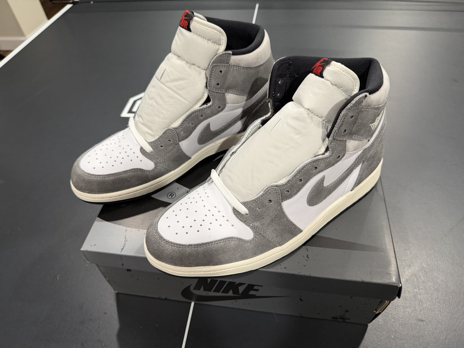 Air Jordan 1 Retro High OG Stealth Grey White DZ5485-051 Size 13 NEW w/ Box